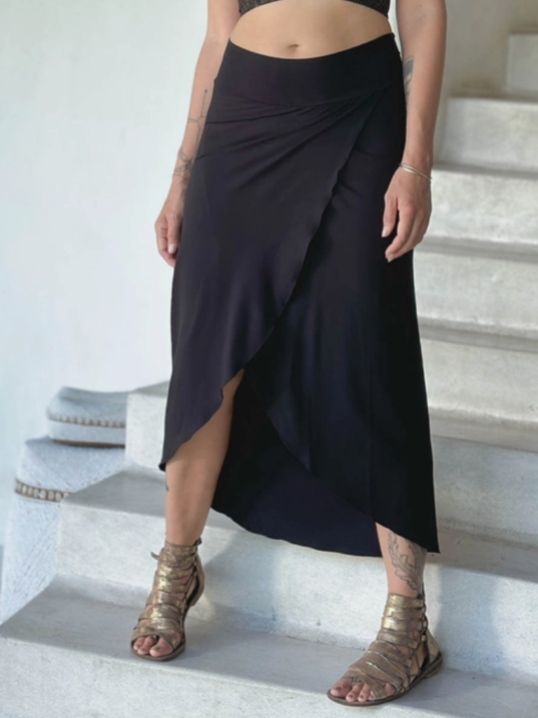 Layer Wrap Skirt with Slit, Front View Drape in Front